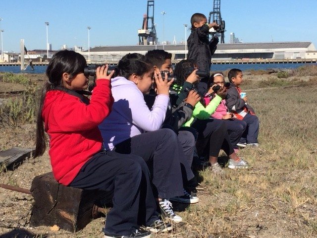 Eco-Education students learn to use binoculars at Pier 94. Photo by Pauline Grant. 