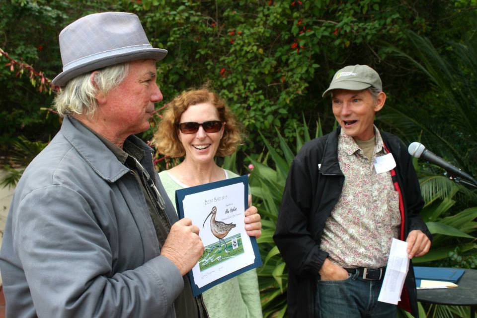 Alan Hopkins receives the Best Bird award / Photo by Nancy Johnston